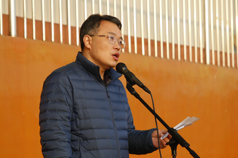 徐超老师_副本.jpg 徐超老师_副本.jpg